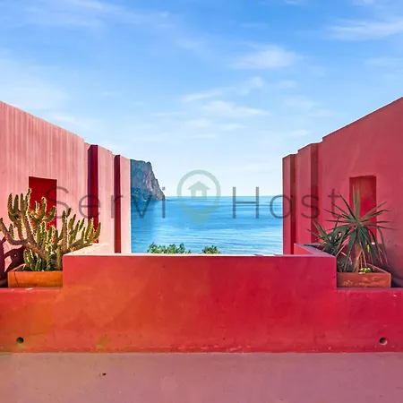 Breathtaking Loft La Muralla Roja, Wifi, 2br 아파트 칼페