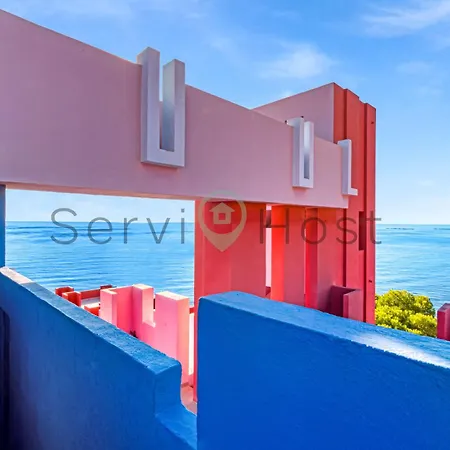 Breathtaking Loft La Muralla Roja, Wifi, 2br 아파트 *