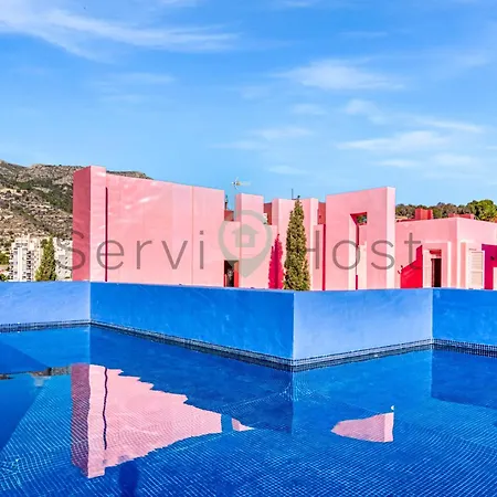 Breathtaking Loft La Muralla Roja, Wifi, 2br 아파트 칼페