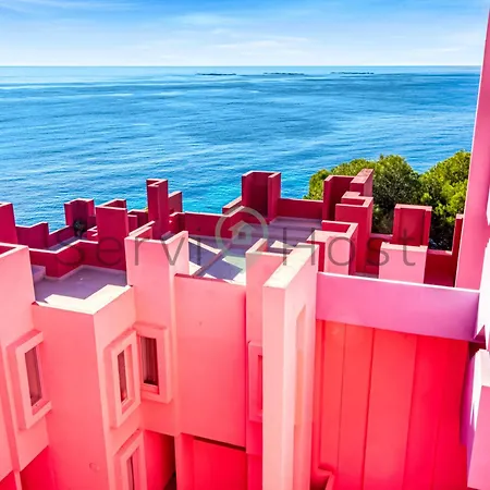 Breathtaking Loft La Muralla Roja, Wifi, 2br 칼페