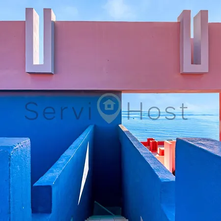 Breathtaking Loft La Muralla Roja, Wifi, 2br 아파트 *